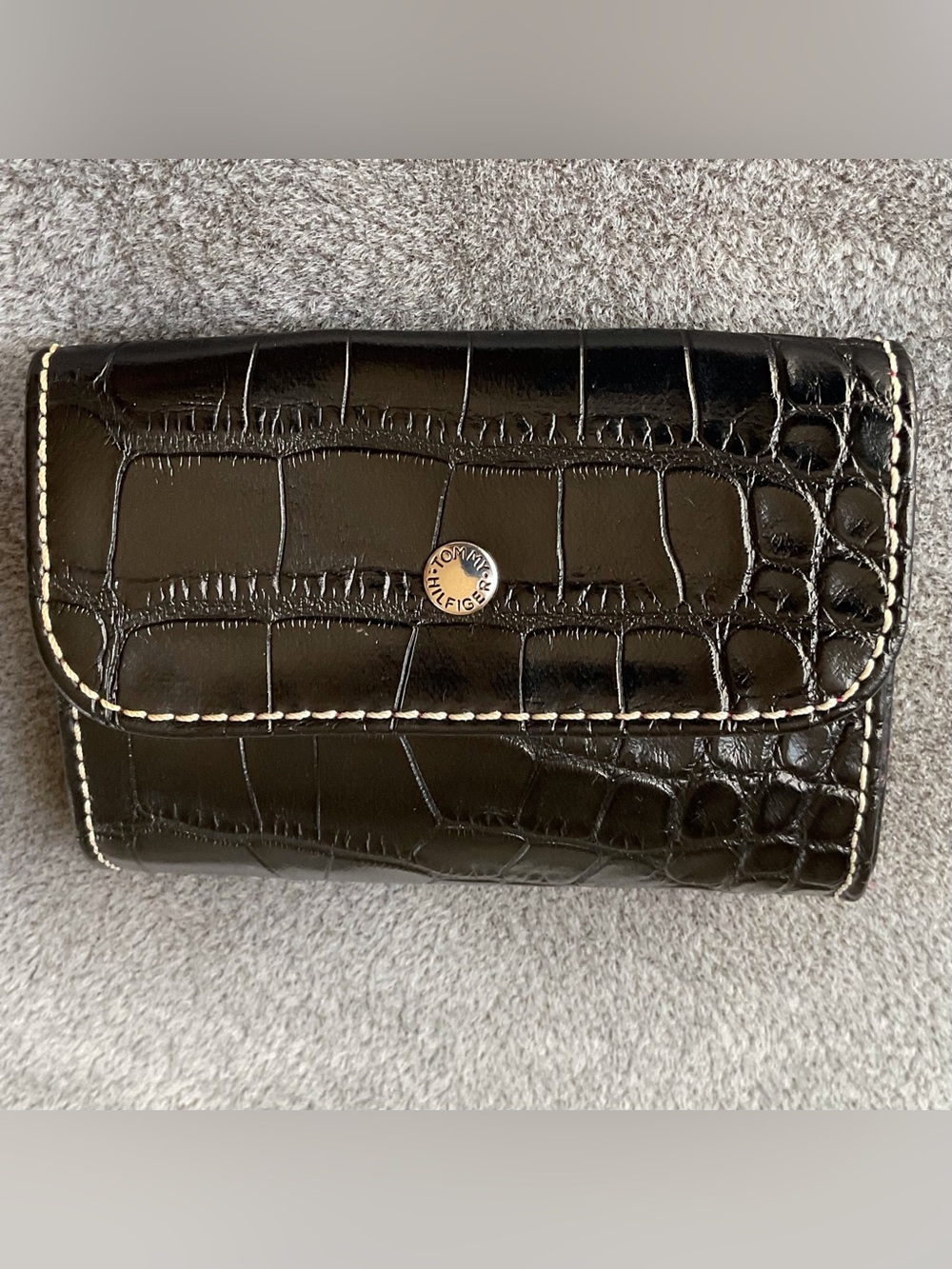 TOMMY HILFIGER Black Faux Crocodile or Alligator Print Card Pouch